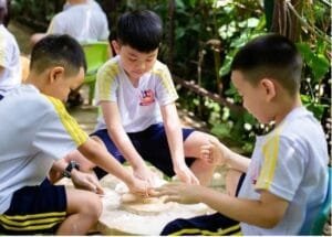 Khối 5 Rộn Ràng Trải Nghiệm Văn Hóa Trung Thu Tại Erahouse: Bứt Phá Bản Lĩnh Cùng Vietskill