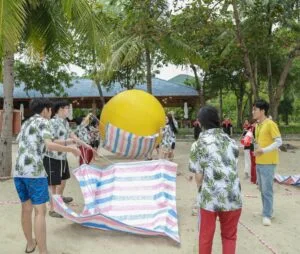 Khám Phá Văn Hóa Qua Lăng Kính Trải Nghiệm Cùng Vietskill