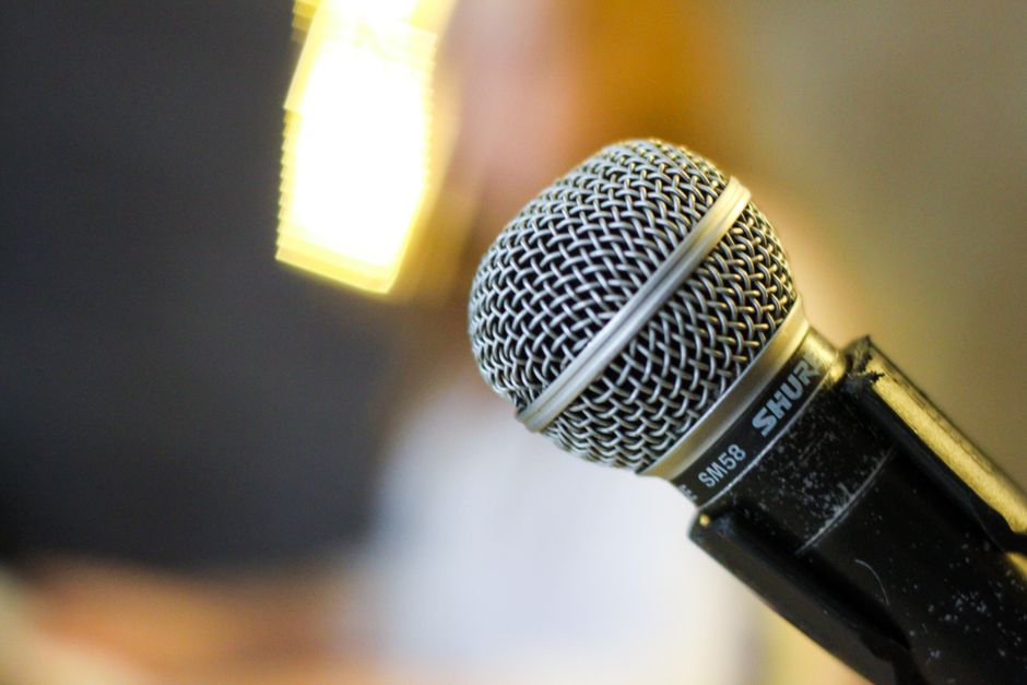 Bí quyết học MC nhí cơ bản: Lộ trình giúp trẻ tự tin tỏa sáng trên sân khấu