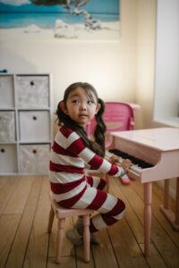 Lợi ích của học đàn piano với não bộ trẻ em: Phân biệt Piano và Organ - Đừng Chỉ Dạy Con Thông Minh